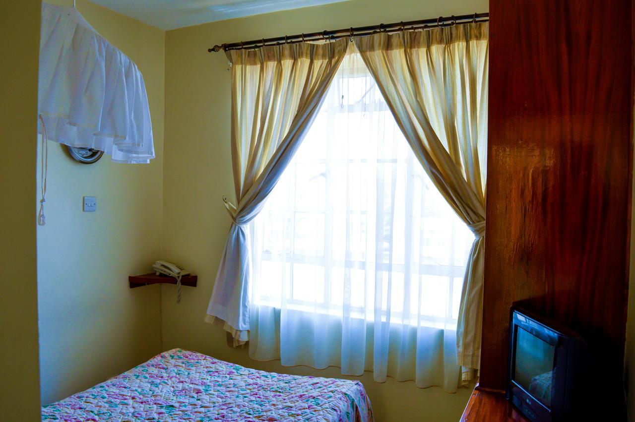 Teatot Hotel Machakos Экстерьер фото